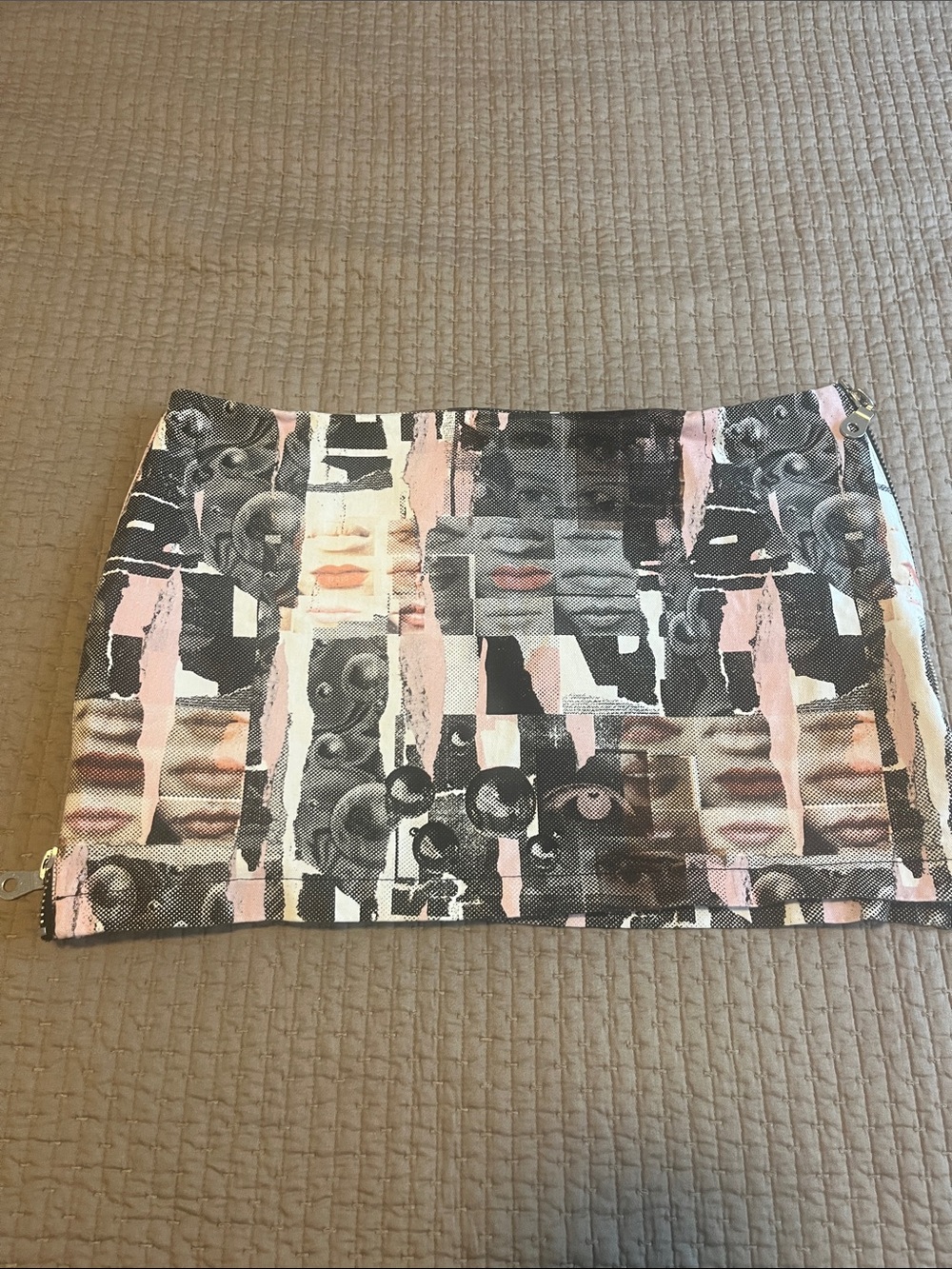Ragged Priest Sold Out “Forgetful” Eyes/Lips Pink and Black Mini Skirt-6